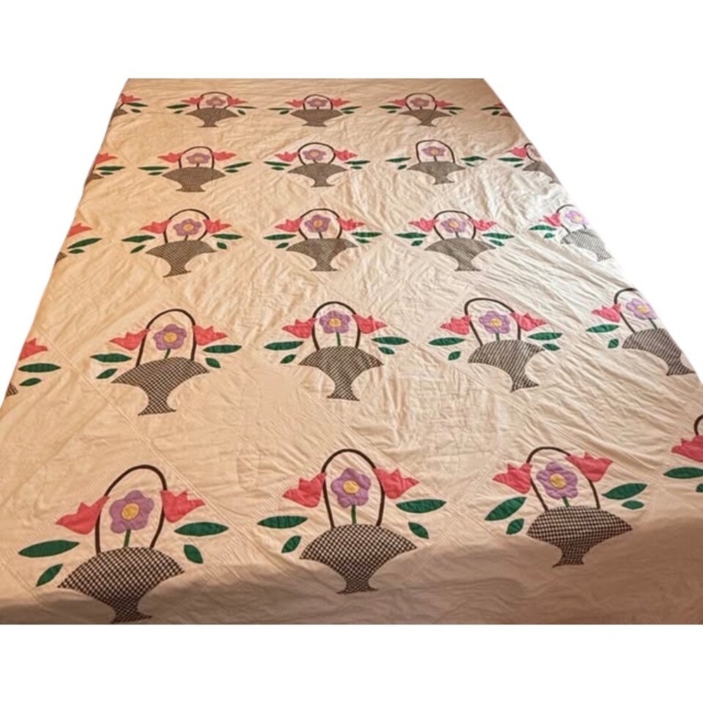 Vintage Hand Stitched Tulip Basket Appliqué Quilt Full Queen Cotton Wedding